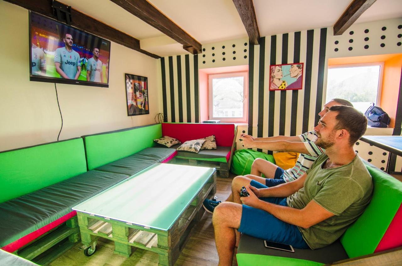 Lucky Hostel На Крещатике Kyiv Exterior photo