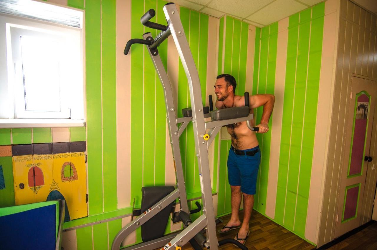 Lucky Hostel На Крещатике Kyiv Exterior photo