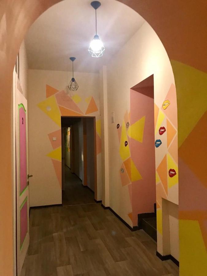 Lucky Hostel На Крещатике Kyiv Exterior photo